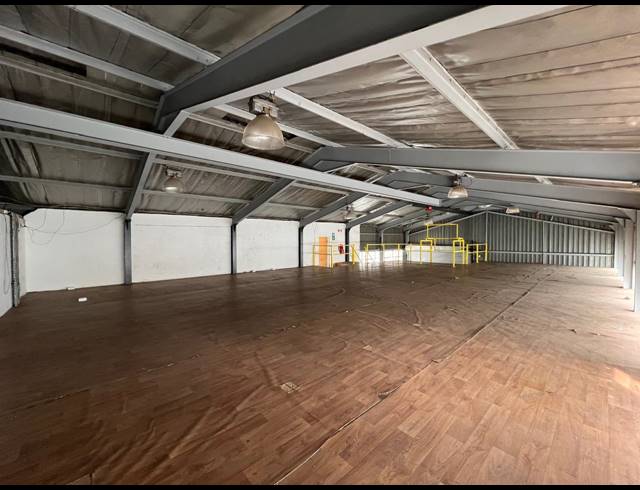 1,003M² WAREHOUSE TO LET IN STRIJDOMPARK